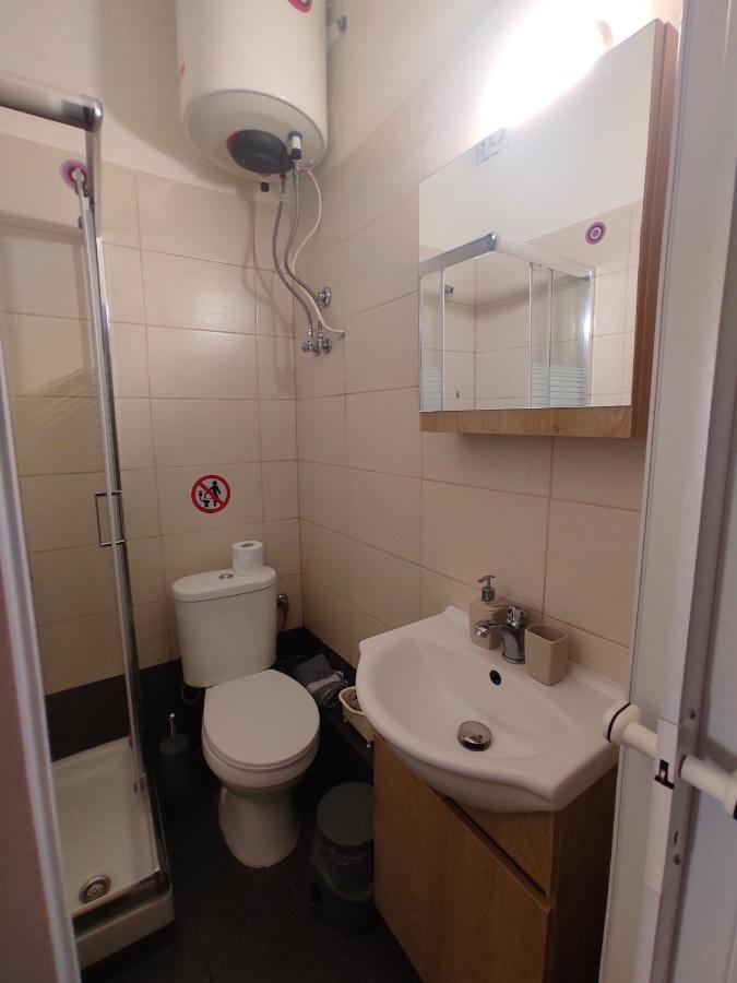 Center Apartment อเล็กซานโดรโพลิส ภายนอก รูปภาพ